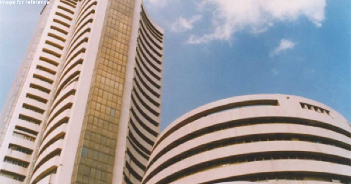 Sensex extends rally to fourth day, surges 545 points